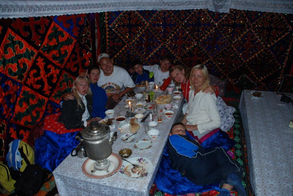 Чем заняться во время отдыха на озере Иссык-Куль в Киргизии